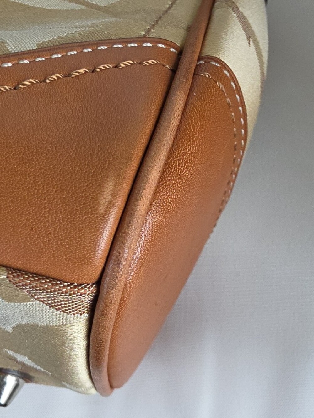 Coach Hampton Optic Tan and White Signature Stripe Satchel - Picture 11 of 16